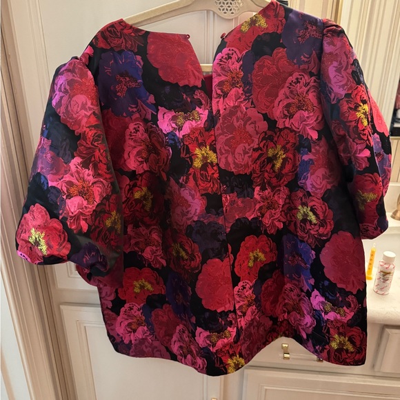 Pomander Place Red and Pink Floral Blouse - Picture 3 of 3